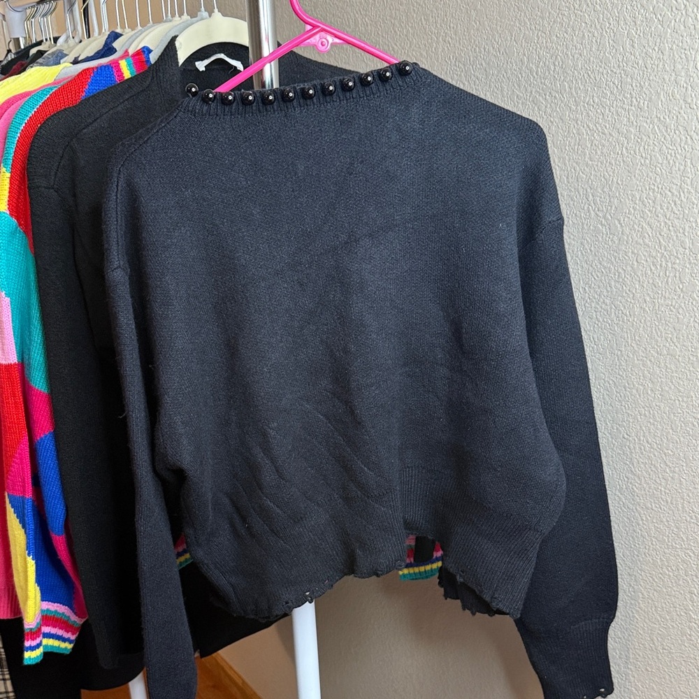 Black Beaded Women's Sweater Cardigan - Picture 3 of 3